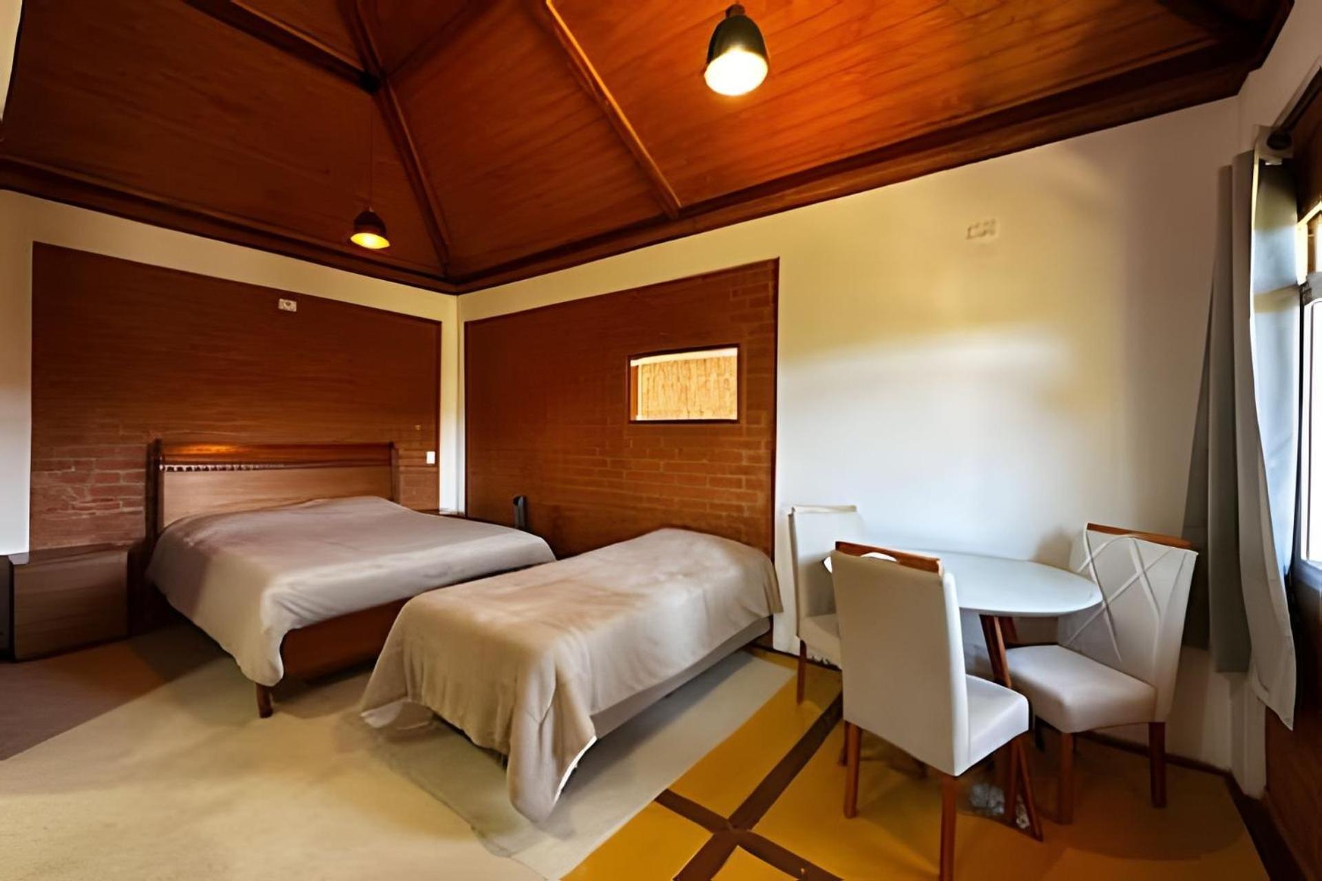 Suites Saint Louis - Conforto Do Lado Do Centro Turistico Campos do Jordão エクステリア 写真