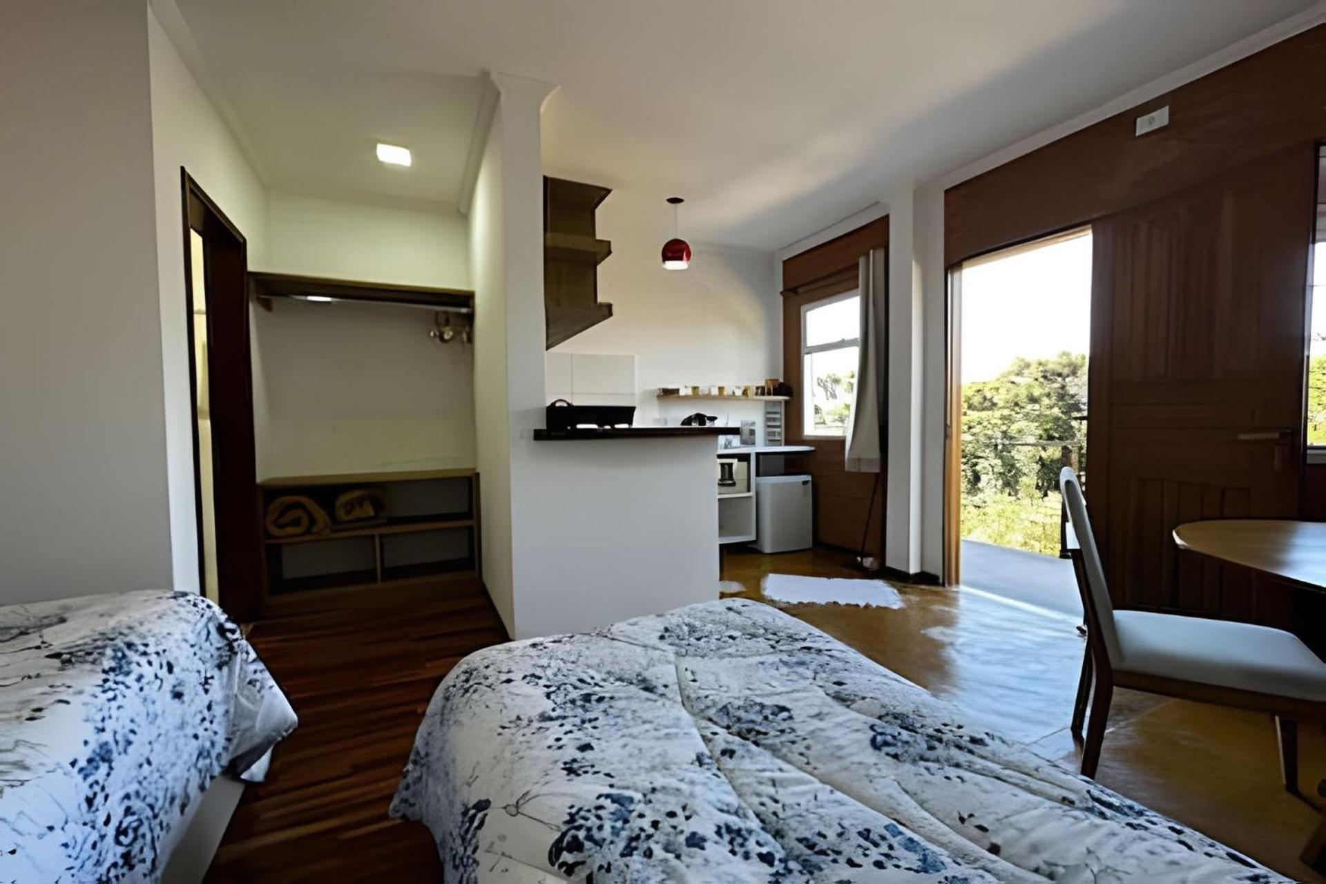 Suites Saint Louis - Conforto Do Lado Do Centro Turistico Campos do Jordão エクステリア 写真