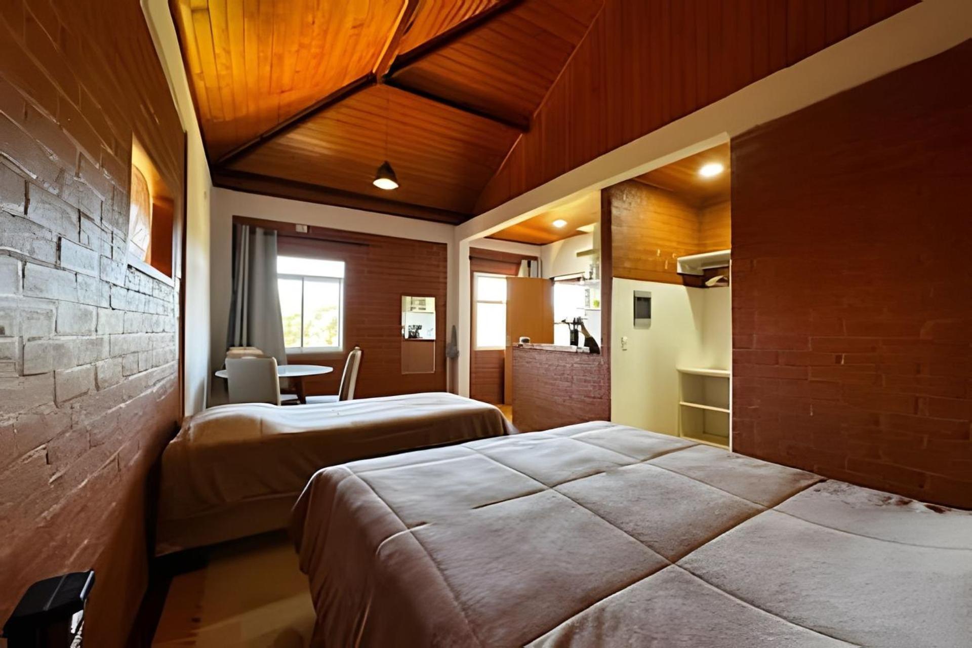 Suites Saint Louis - Conforto Do Lado Do Centro Turistico Campos do Jordão エクステリア 写真